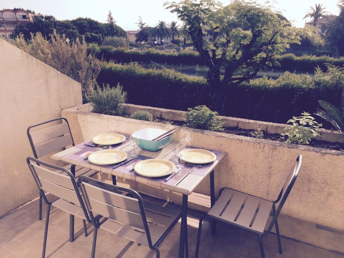 Appartement 2 Pieces, Renove, 2 Piscines+Tennis, Mer, Climatisation อองทีบส์ ภายนอก รูปภาพ