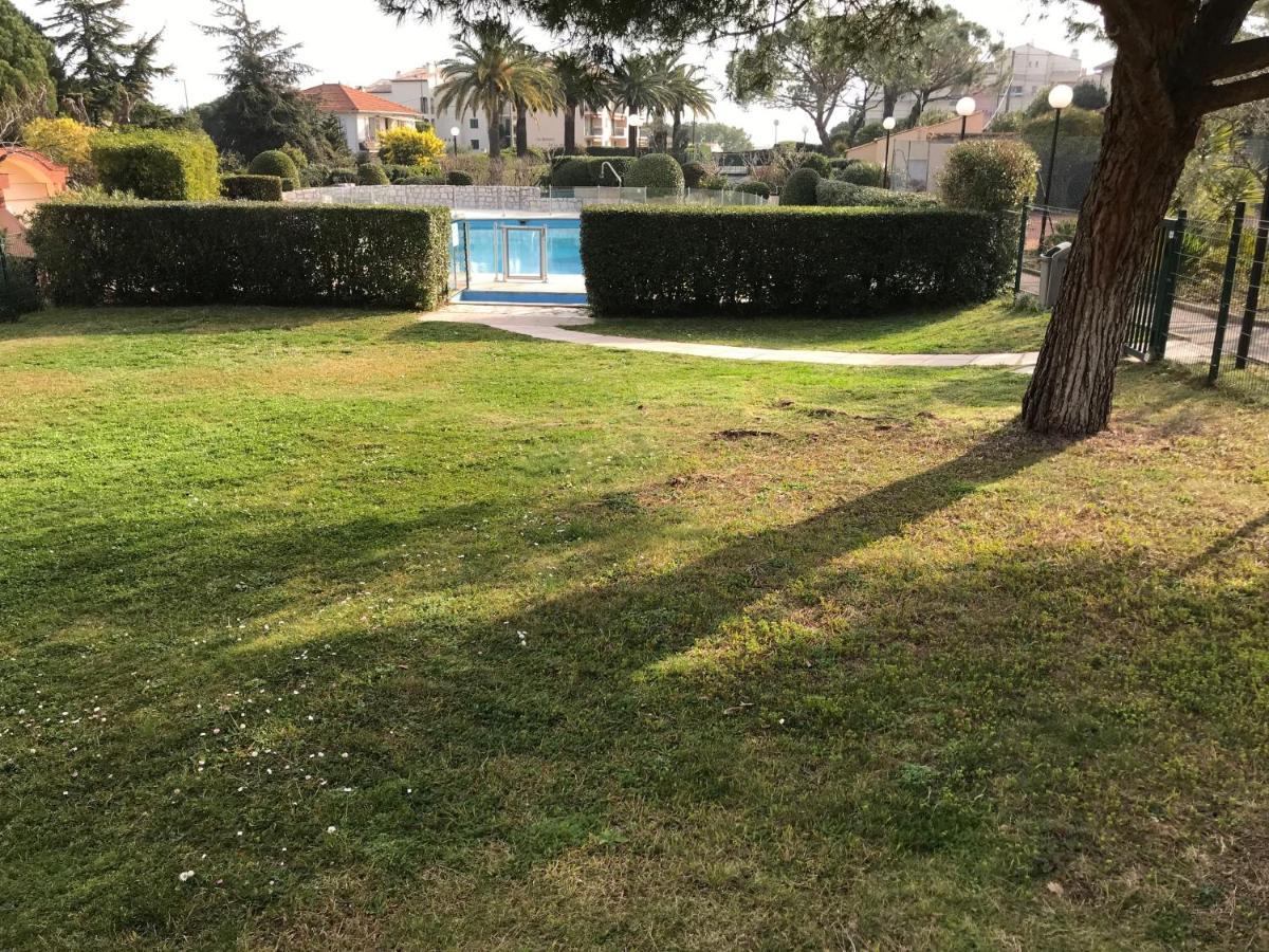 Appartement 2 Pieces, Renove, 2 Piscines+Tennis, Mer, Climatisation อองทีบส์ ภายนอก รูปภาพ
