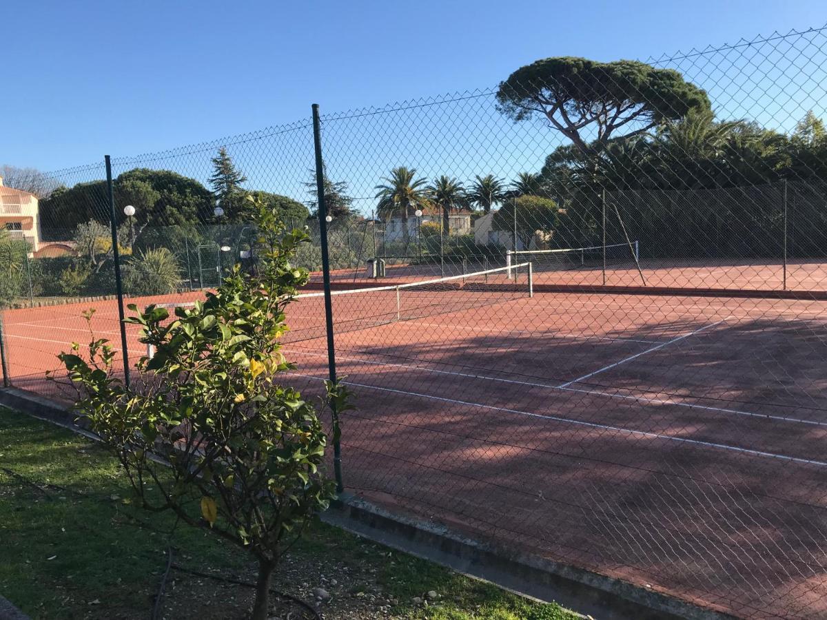 Appartement 2 Pieces, Renove, 2 Piscines+Tennis, Mer, Climatisation อองทีบส์ ภายนอก รูปภาพ